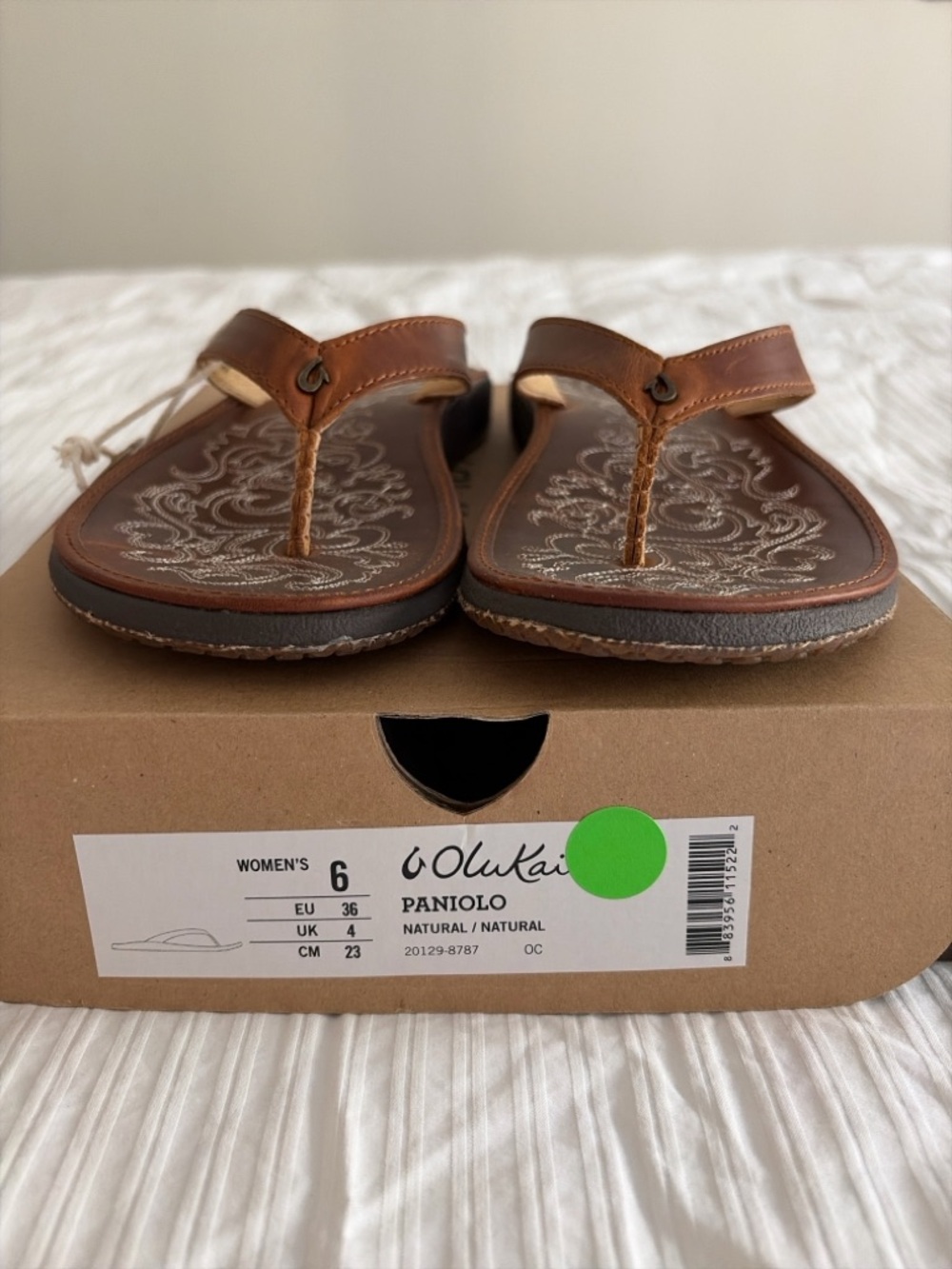 🌿 OluKai Paniolo Leather Sandals – Size 6 – Brand New in Box 🌿 - Picture 2 of 3